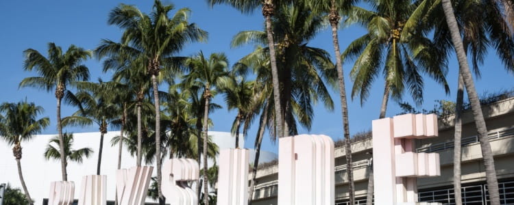Bayside Marketplace sign in Miami